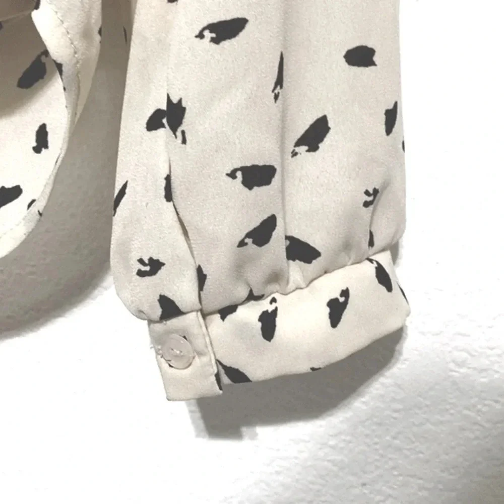 ASTR the Label Cream Black Speckled Popover Long Sleeve Chiffon Blouse Size XS